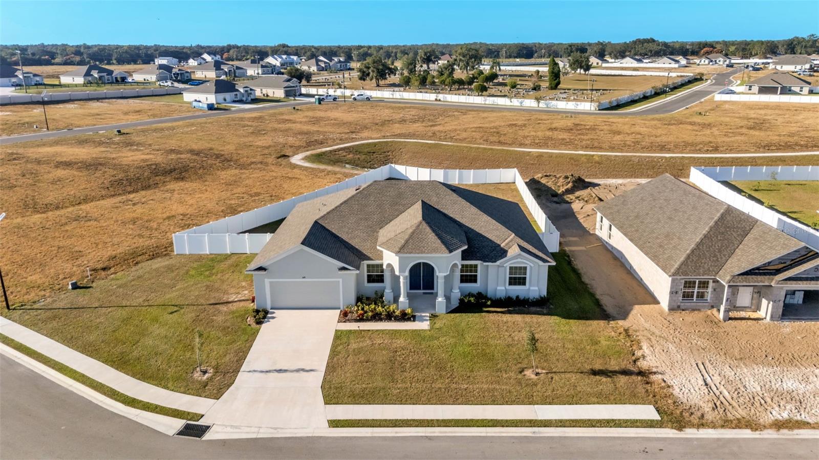 SAND LAKE GRVS PH I - Residential