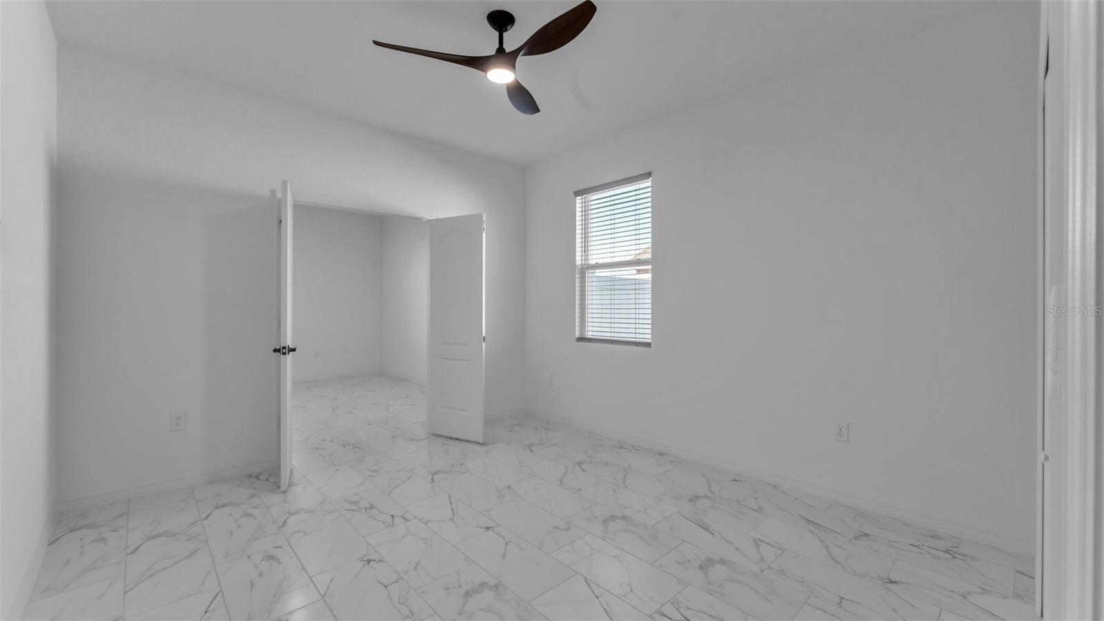 SAND LAKE GRVS PH I - Residential