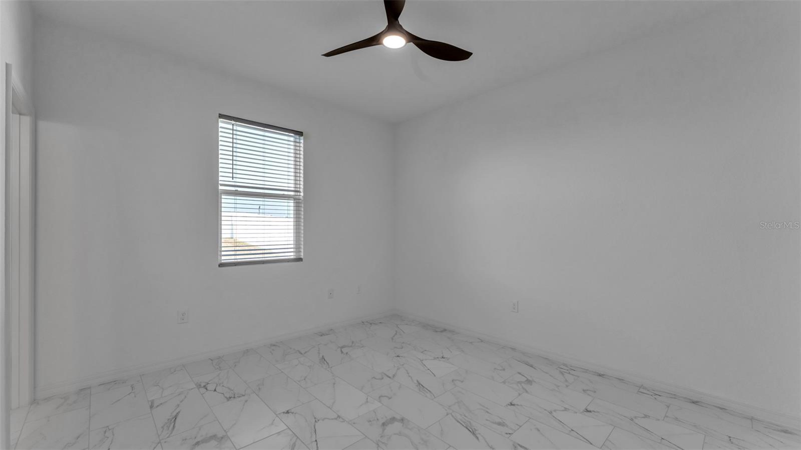 SAND LAKE GRVS PH I - Residential