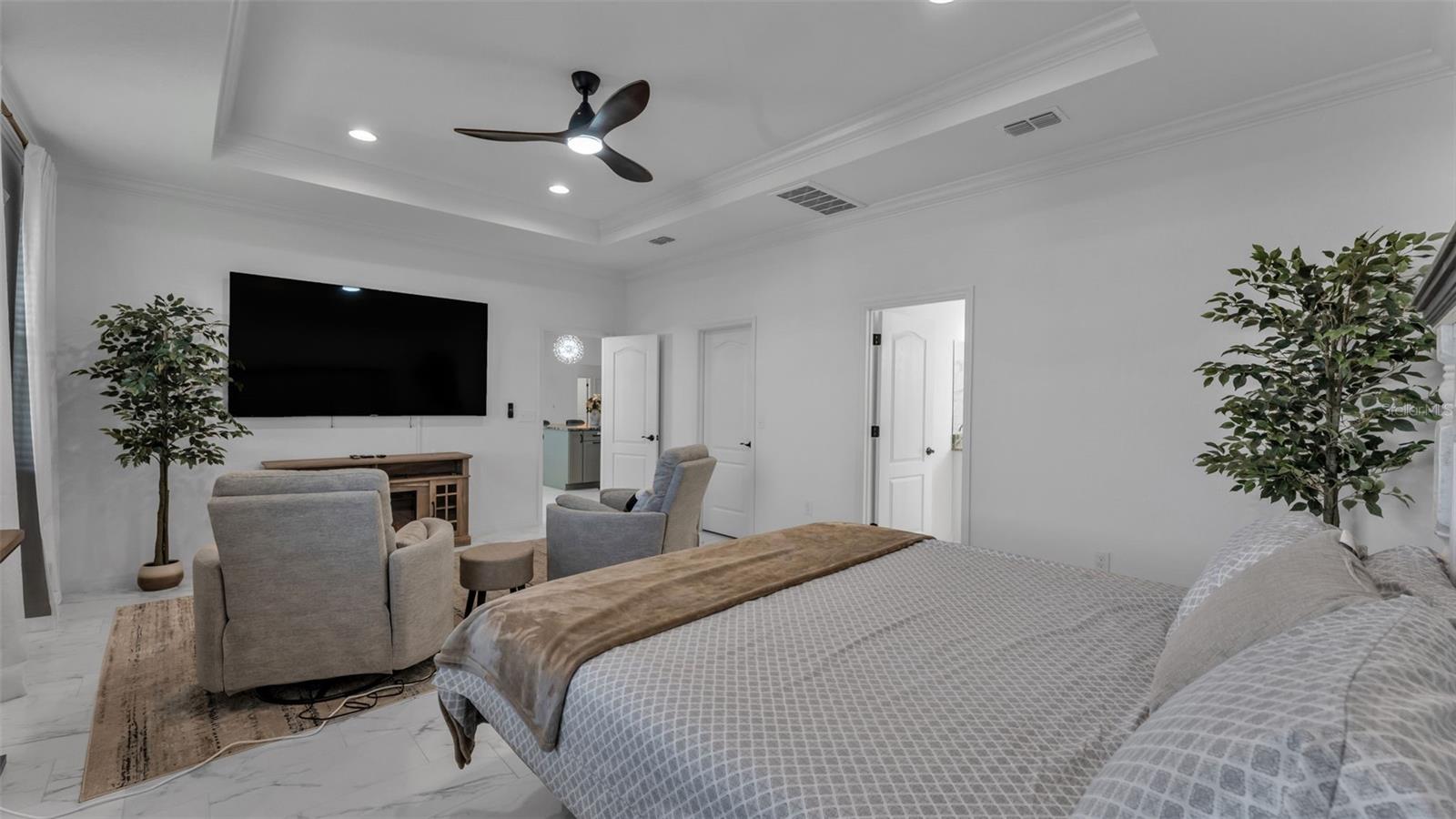 SAND LAKE GRVS PH I - Residential