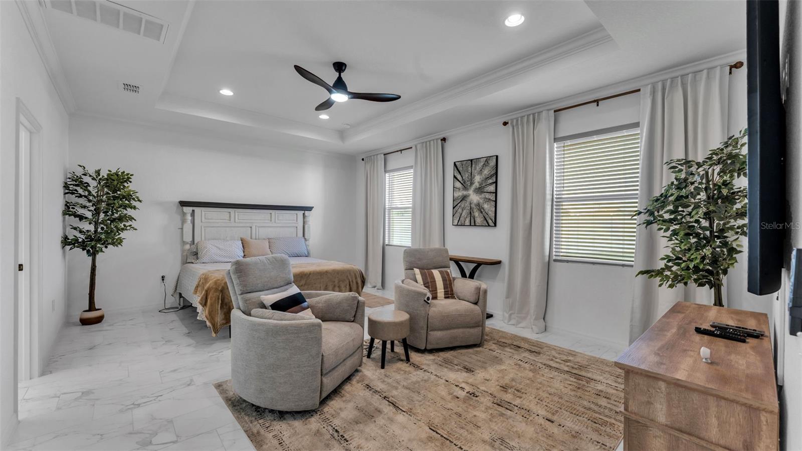 SAND LAKE GRVS PH I - Residential