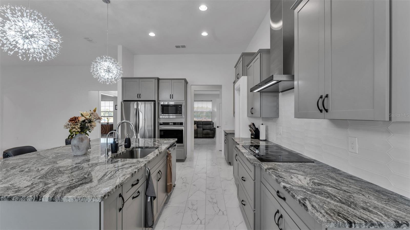SAND LAKE GRVS PH I - Residential