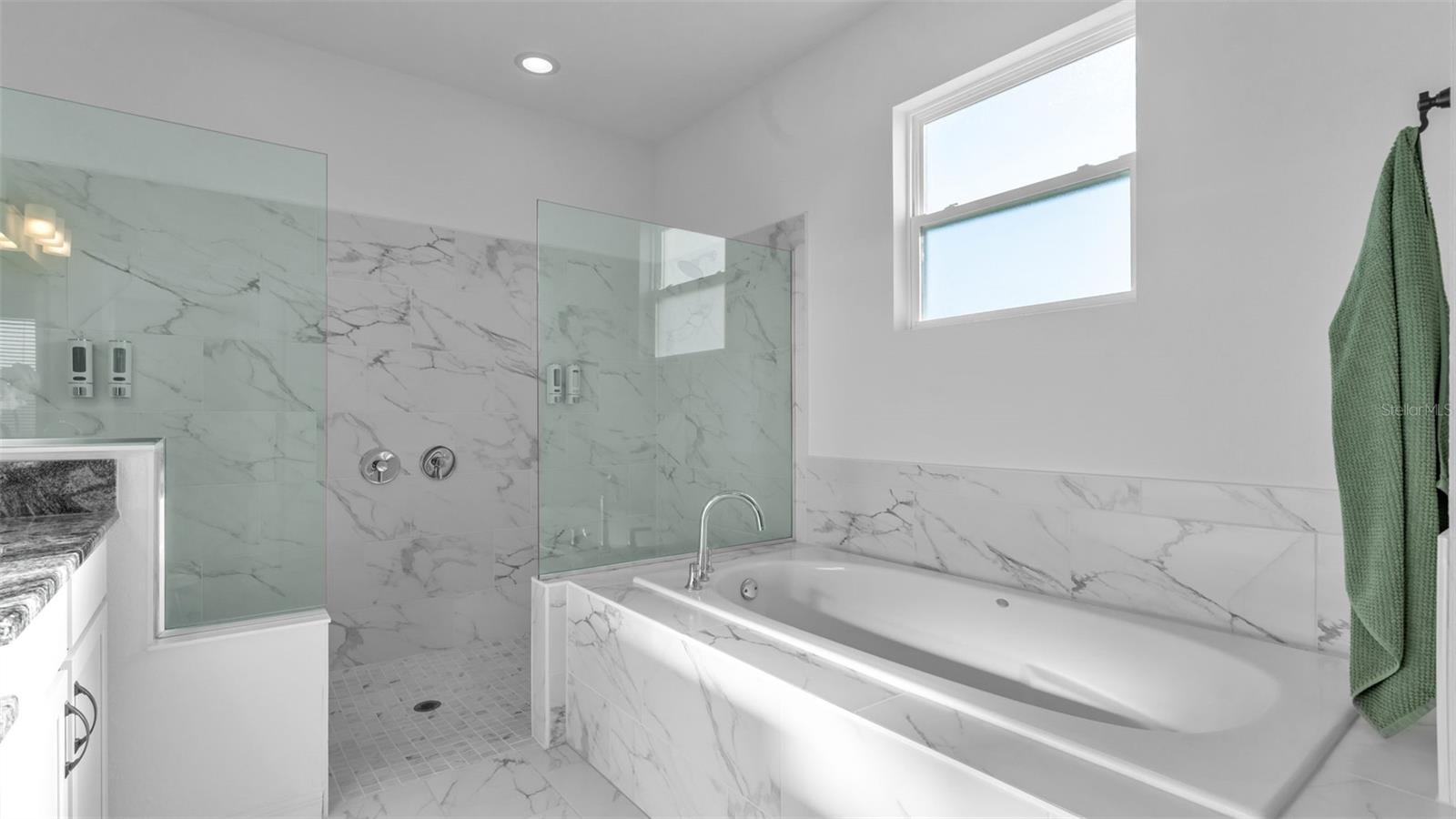 SAND LAKE GRVS PH I - Residential