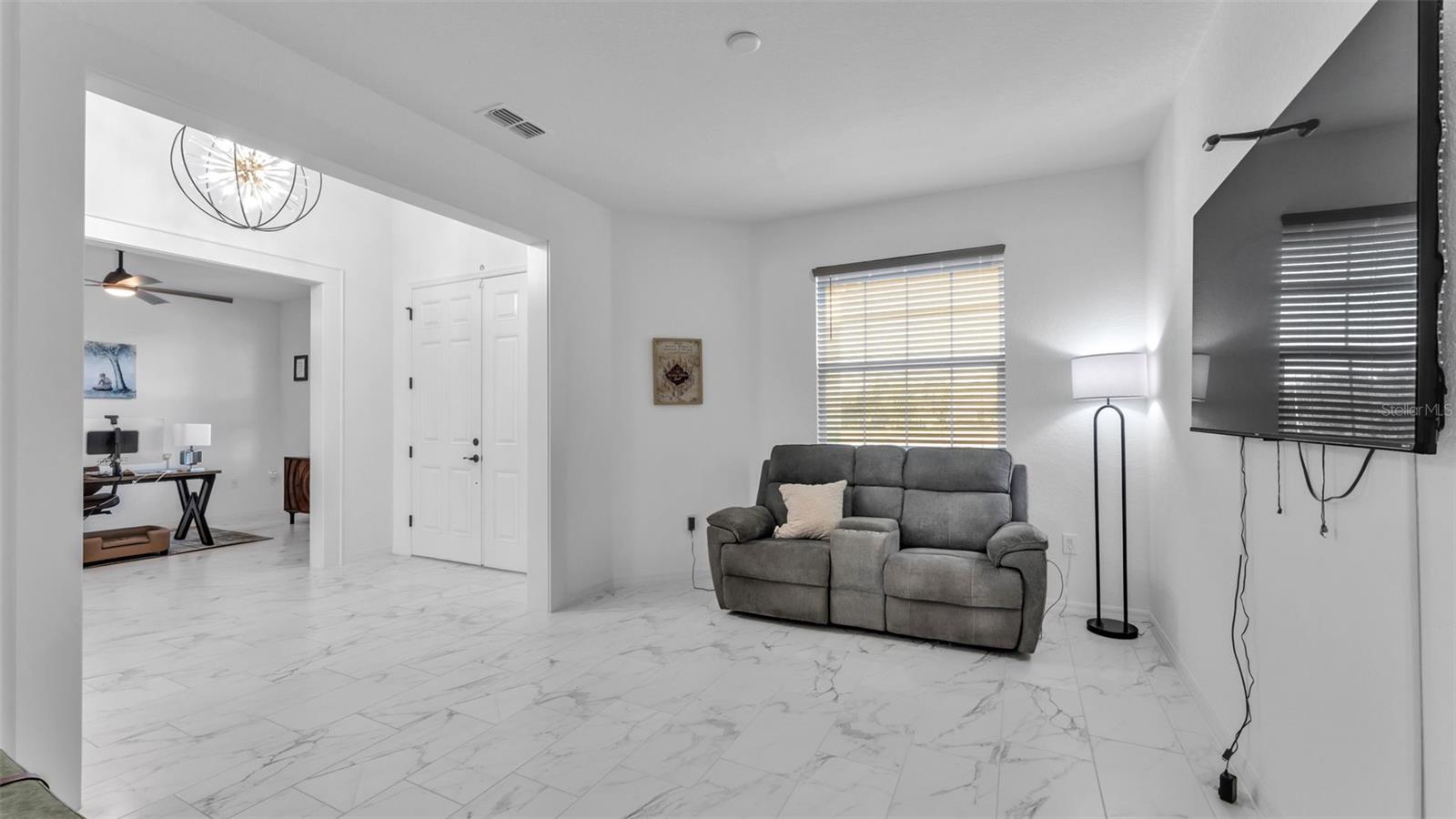 SAND LAKE GRVS PH I - Residential