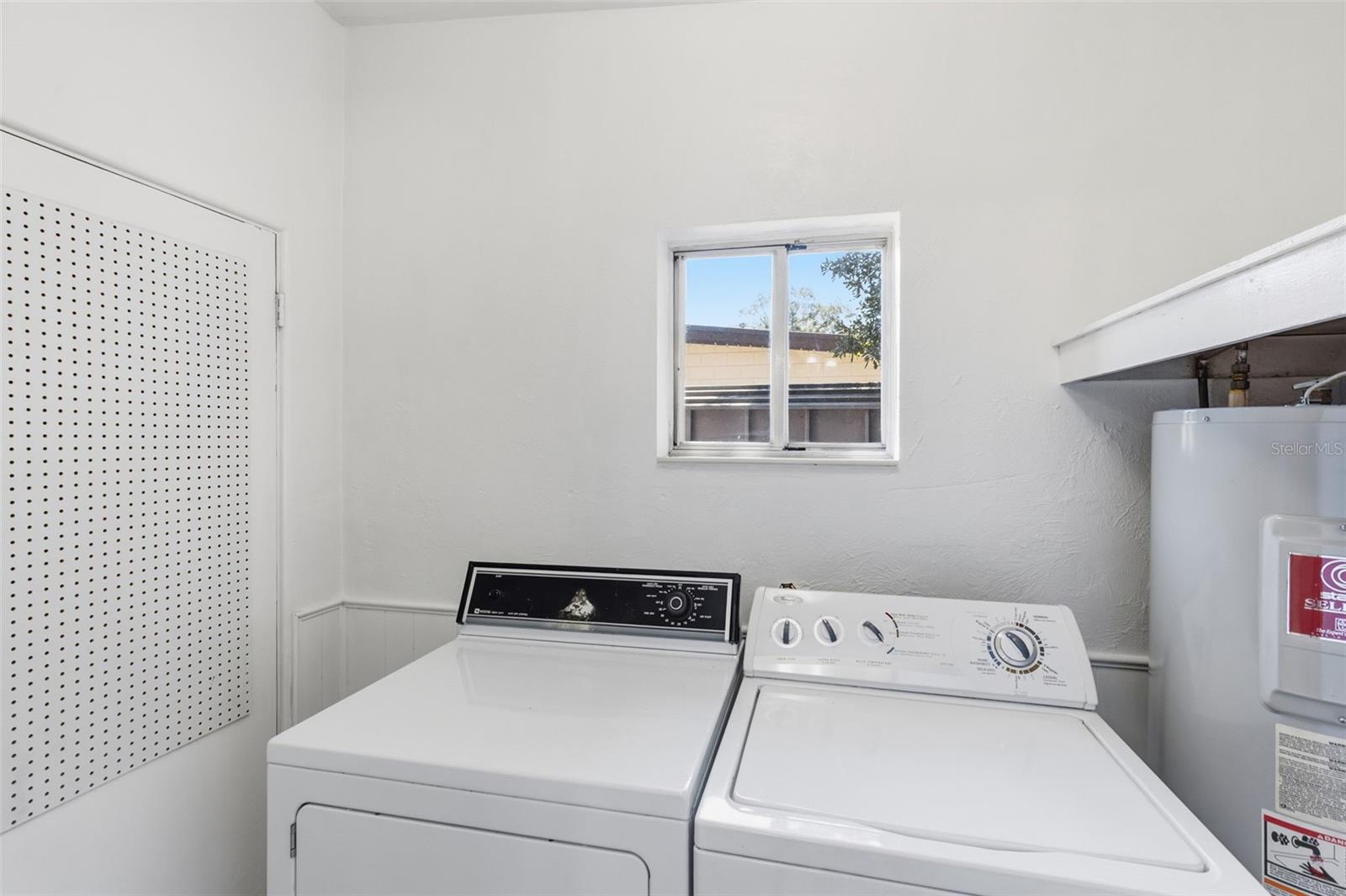 GRAHAM GARDENS - Residential