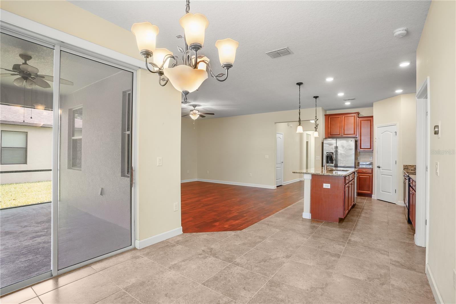 ALEXANDER RDG - Residential
