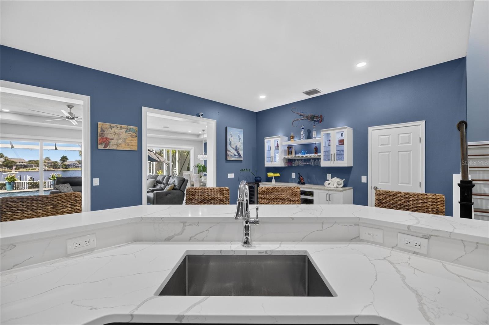 MIRABAY PH 3A-2 - Residential