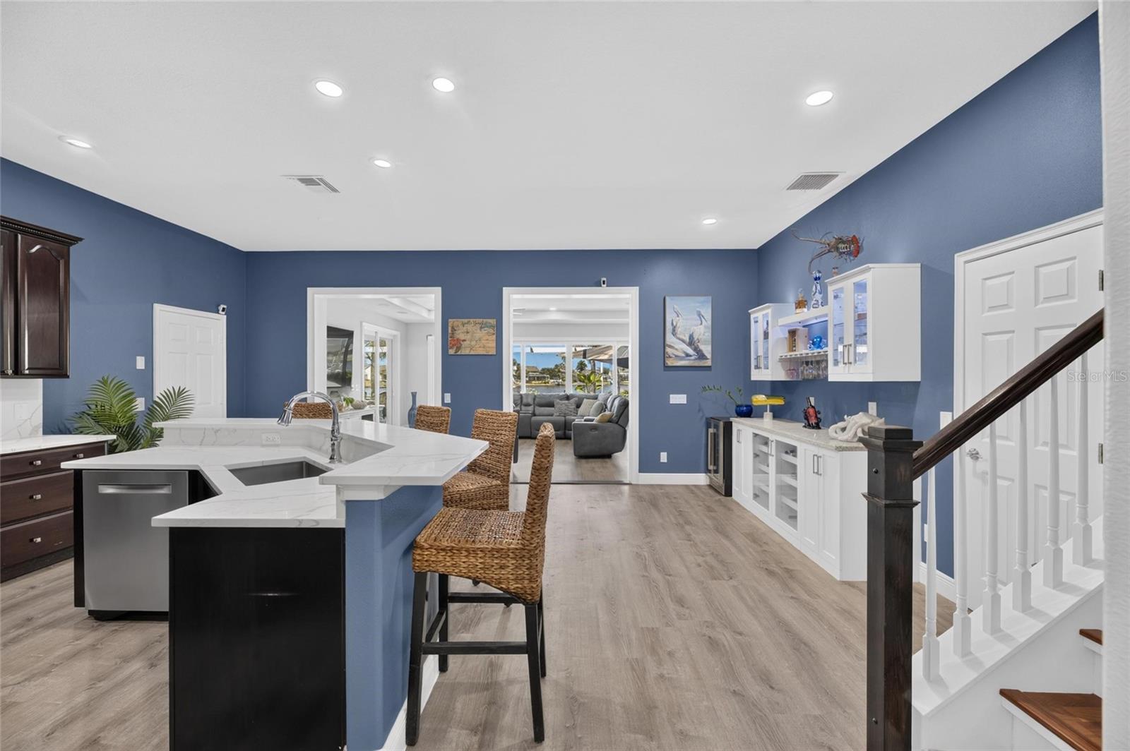 MIRABAY PH 3A-2 - Residential