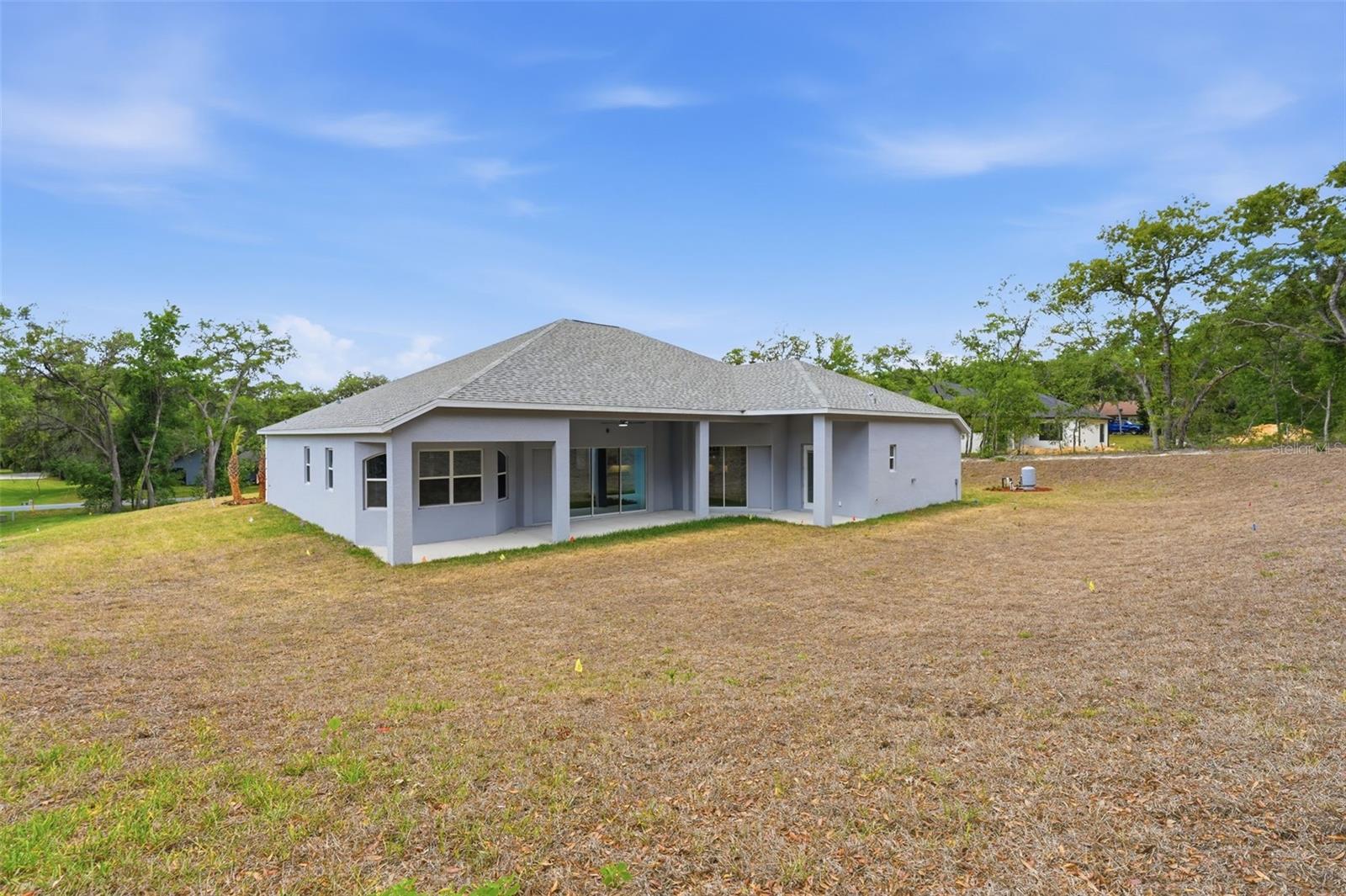 HAMPTON HILLS - Residential