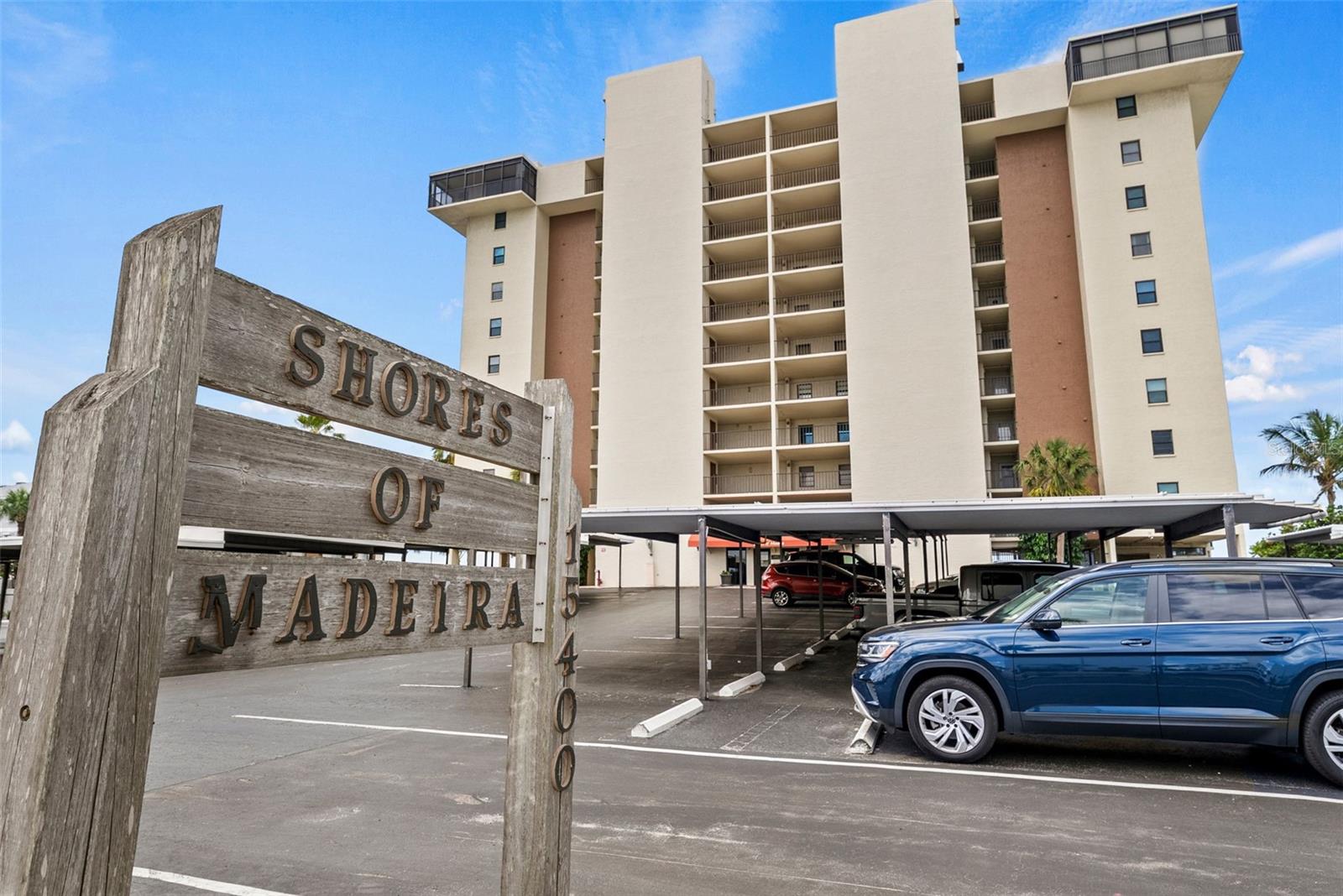 SHORES OF MADEIRA CONDO - Residential