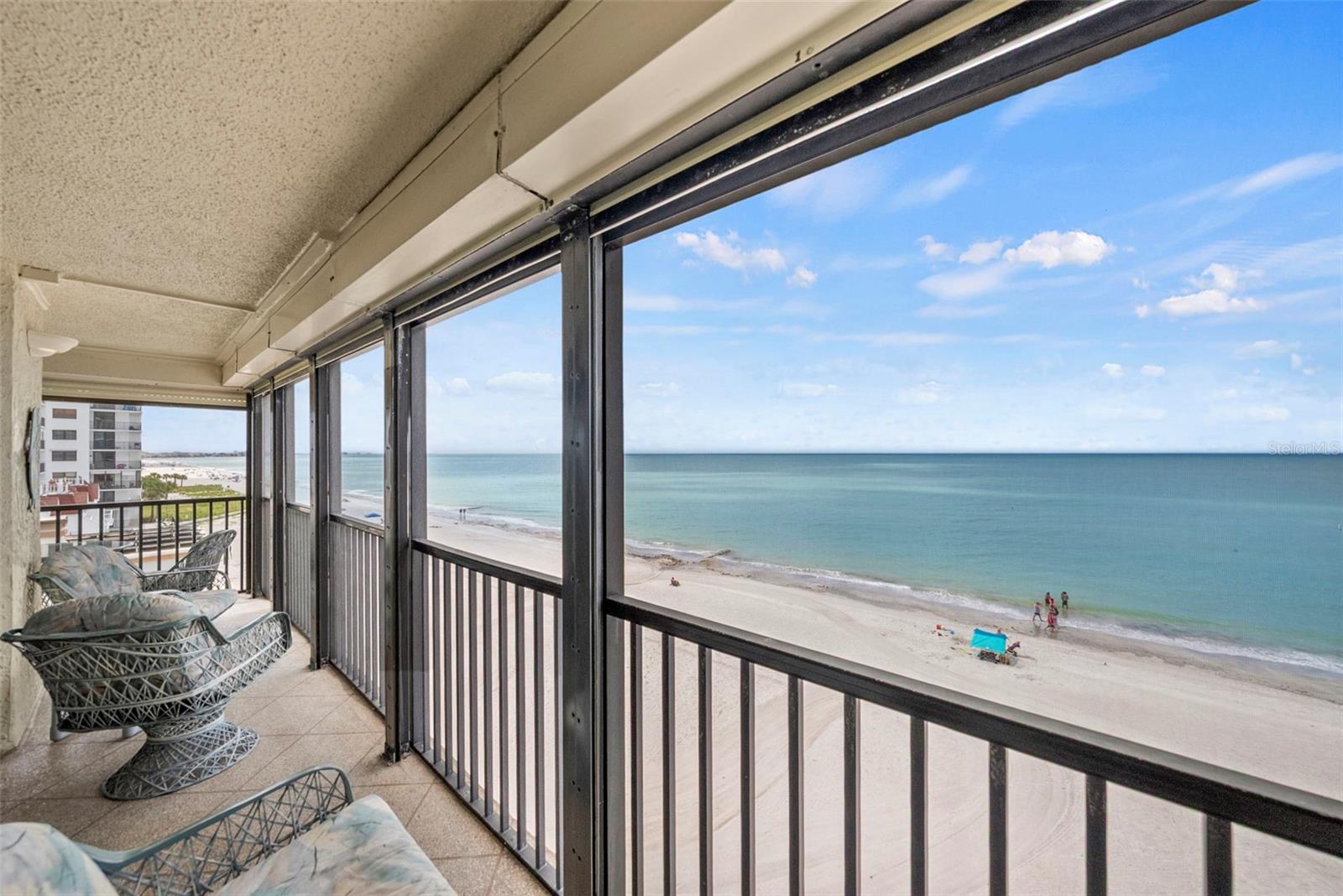 SHORES OF MADEIRA CONDO - Residential