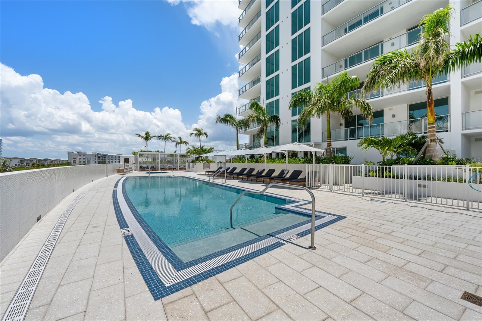 WESTSHORE YACHT CLUB, AQUA TOWER 1 - Residential