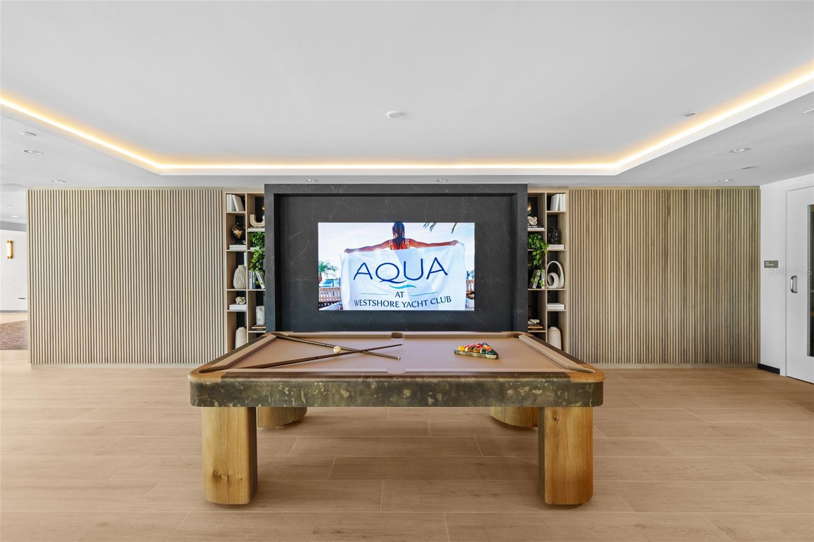 WESTSHORE YACHT CLUB, AQUA TOWER 1 - Residential