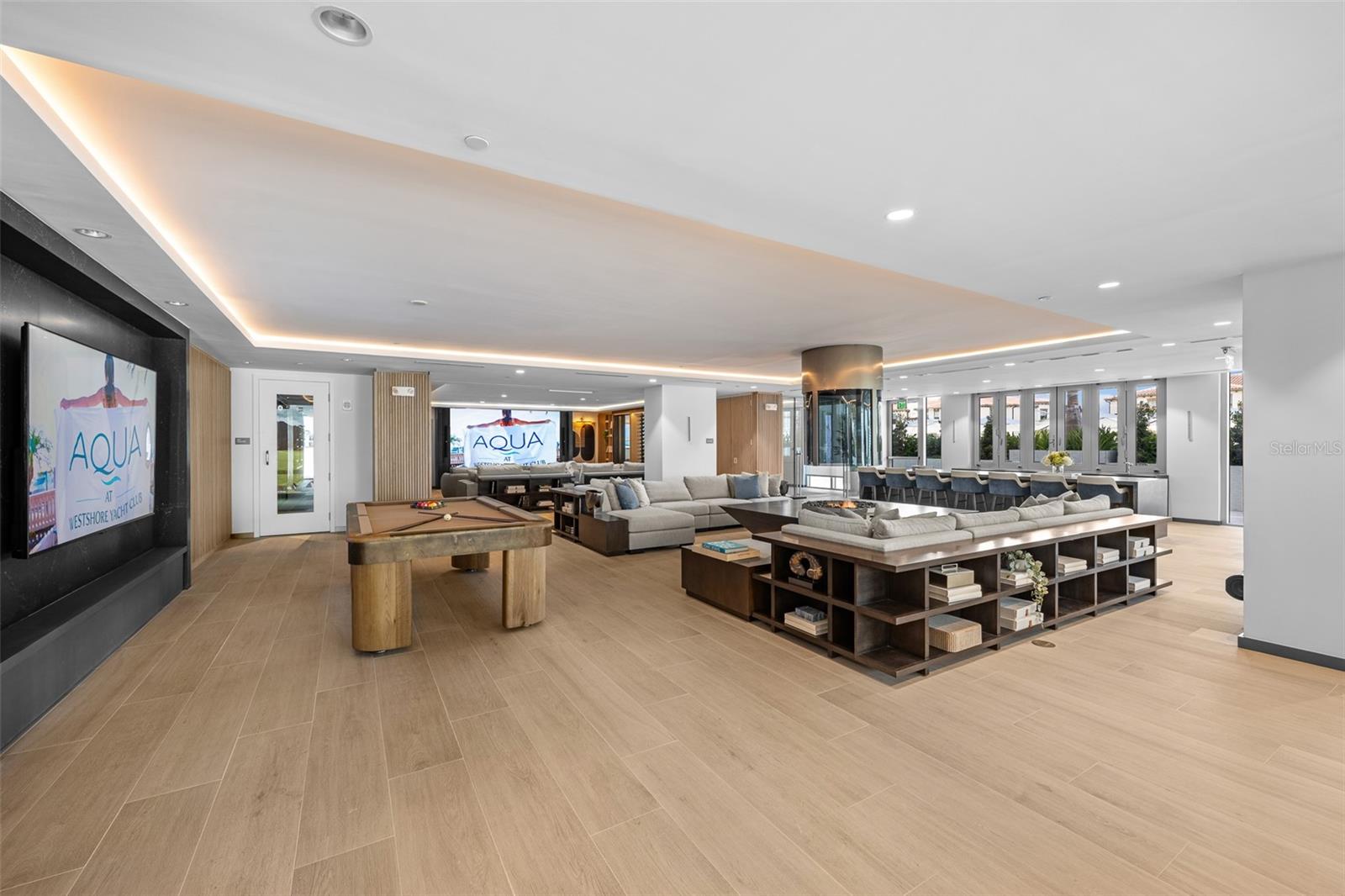 WESTSHORE YACHT CLUB, AQUA TOWER 1 - Residential