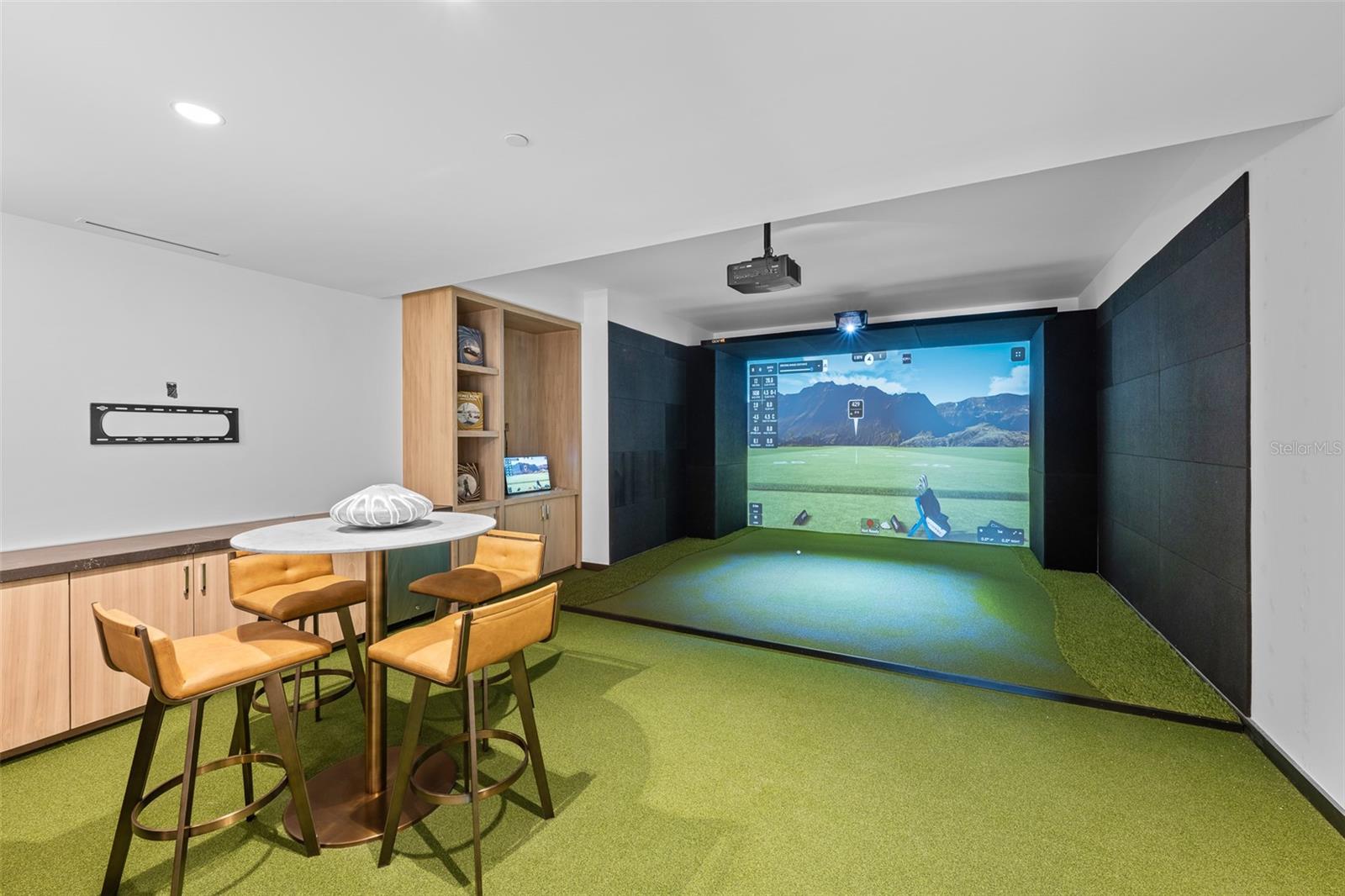WESTSHORE YACHT CLUB, AQUA TOWER 1 - Residential