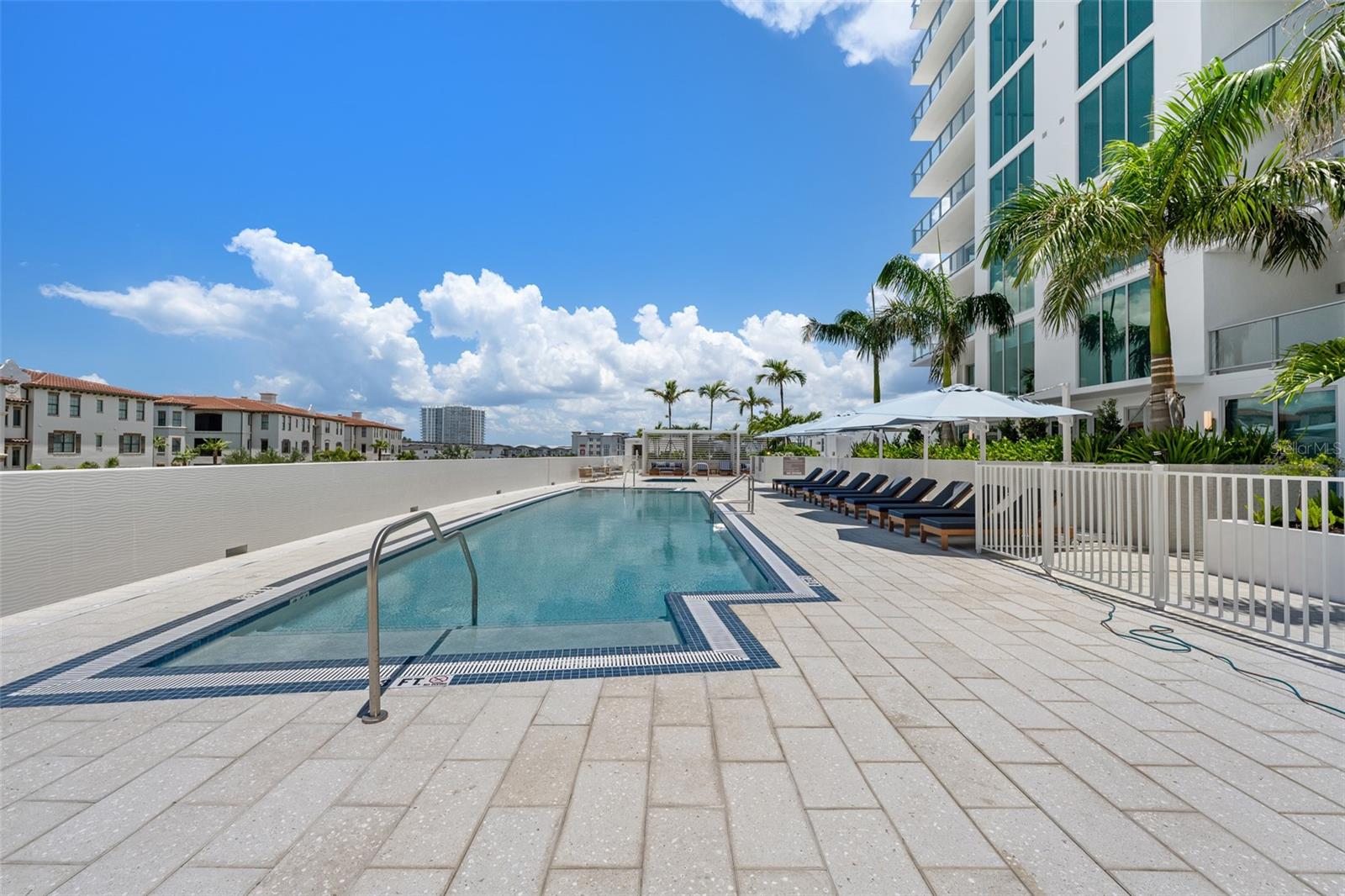 WESTSHORE YACHT CLUB, AQUA TOWER 1 - Residential