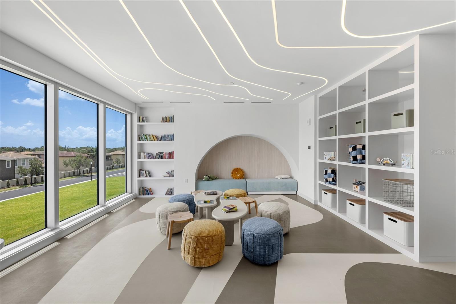 WESTSHORE YACHT CLUB, AQUA TOWER 1 - Residential