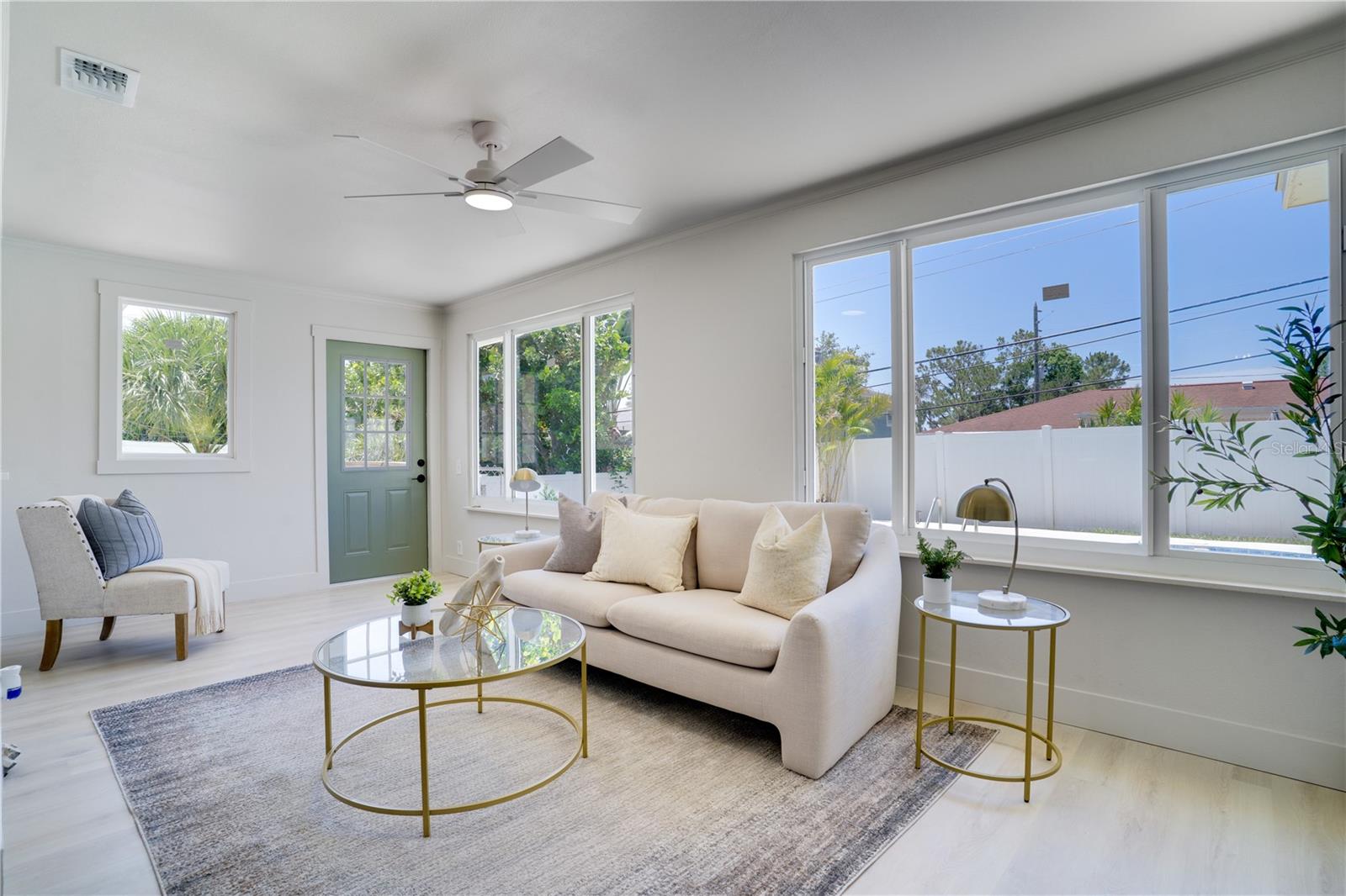 HARBOR HILLS - Residential