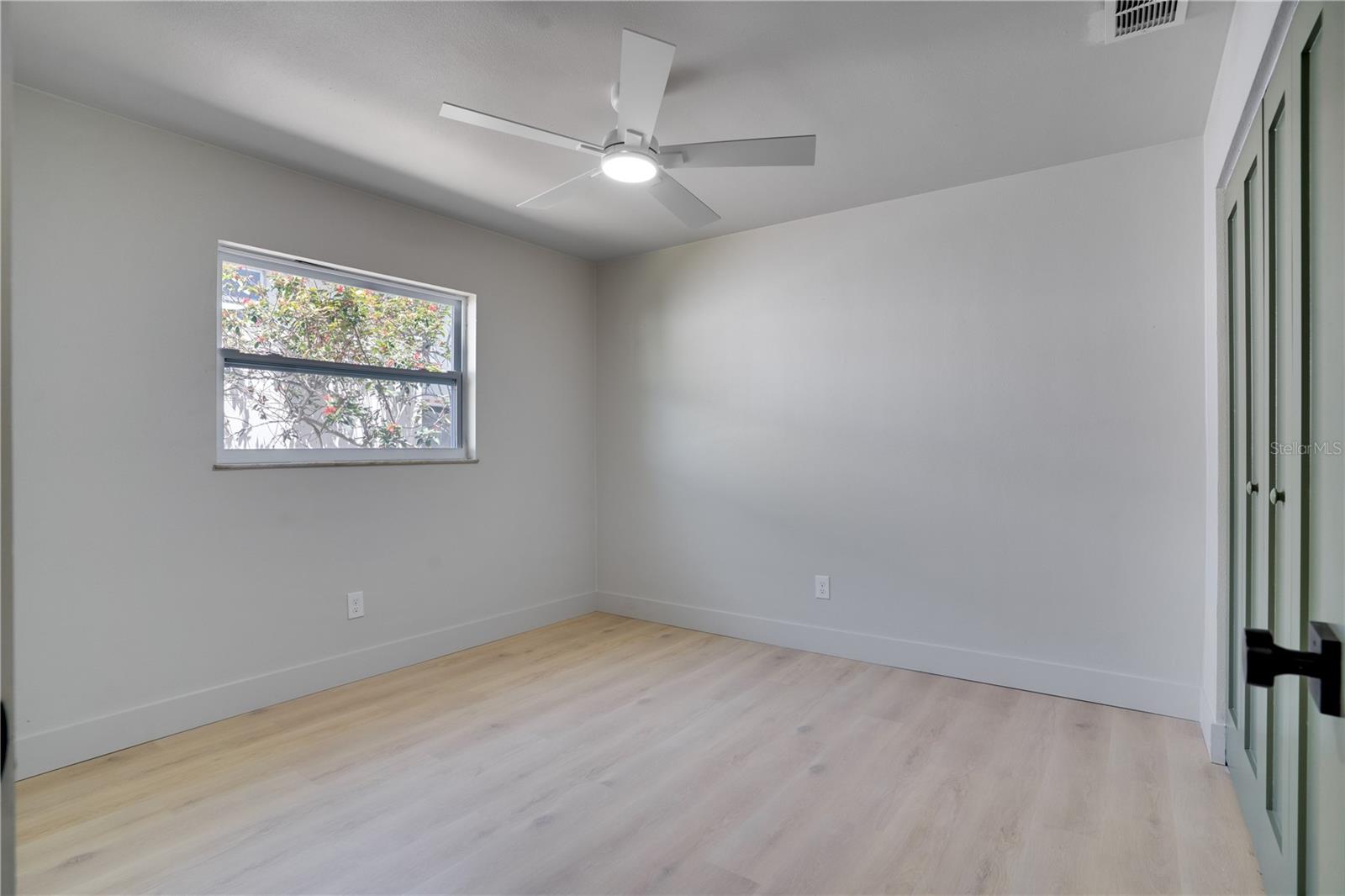 HARBOR HILLS - Residential