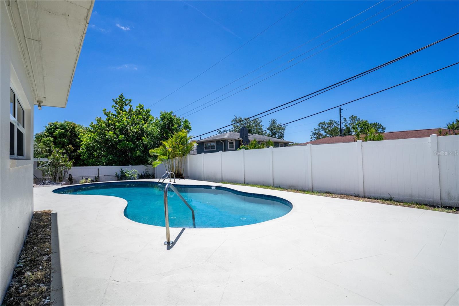 HARBOR HILLS - Residential