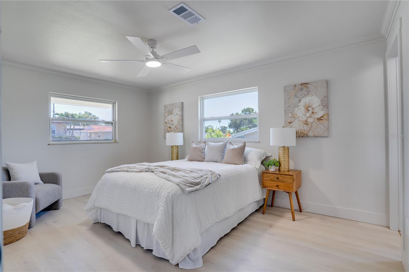 HARBOR HILLS - Residential