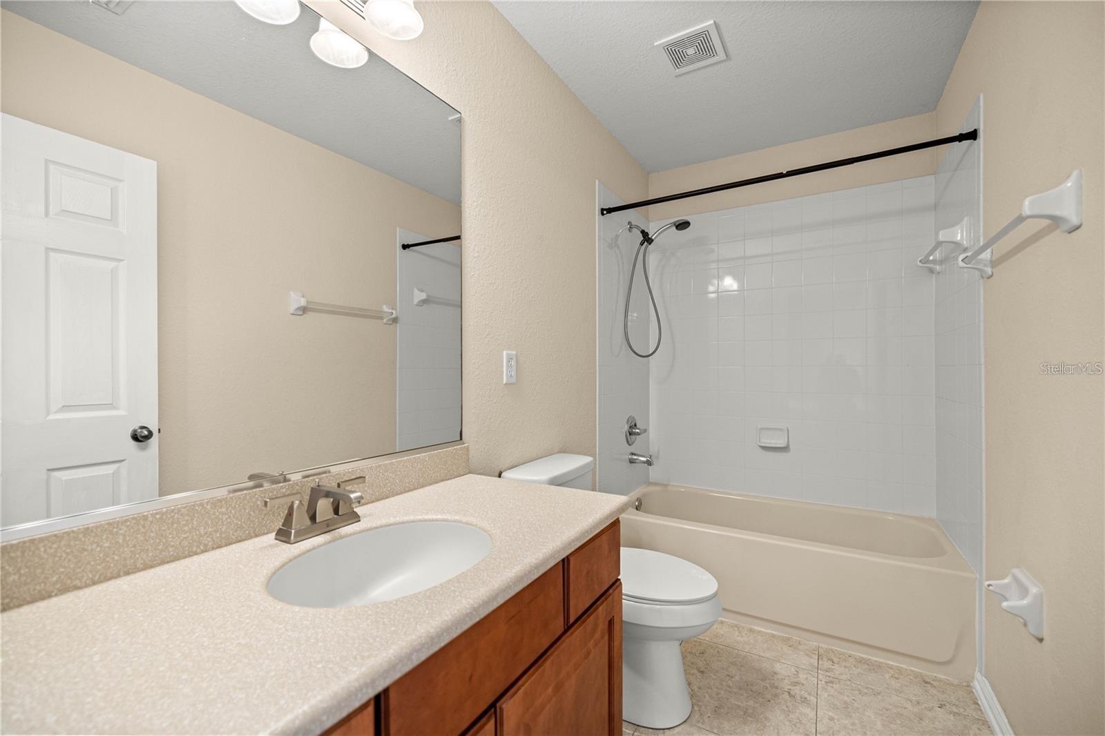 HEATHBROOK MEADOWS - Residential Lease