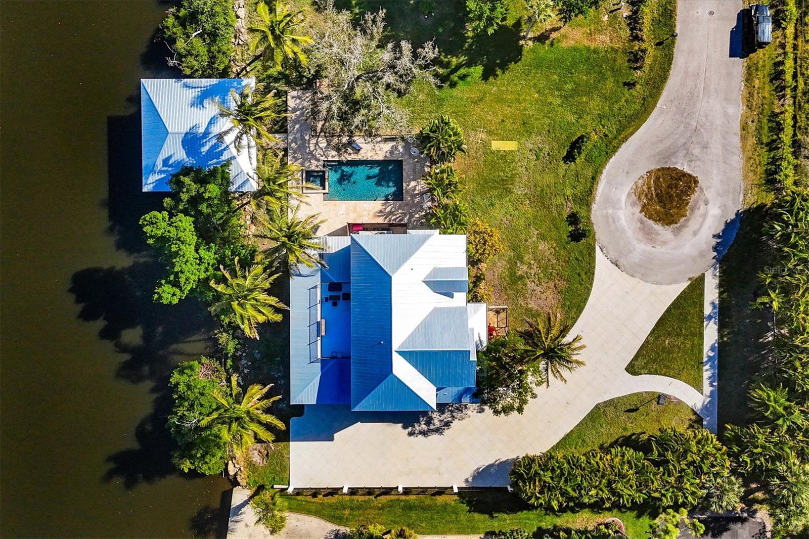 CORAL COVE - Residential