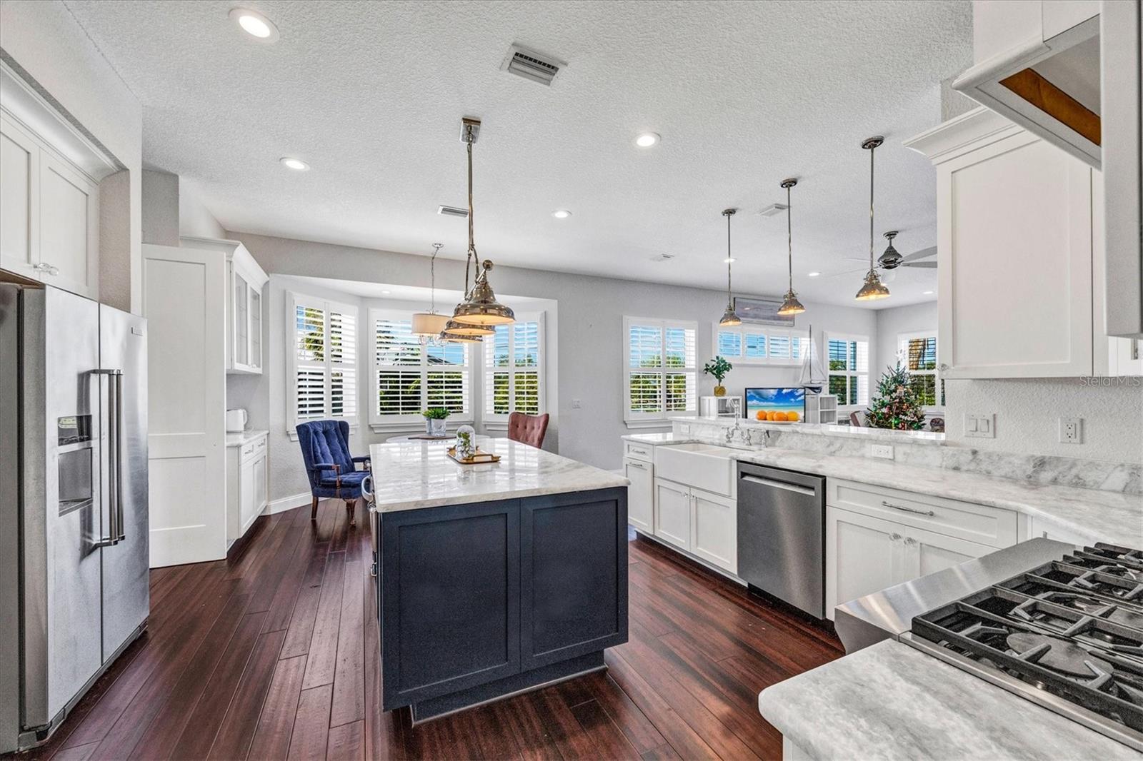 CORAL COVE - Residential