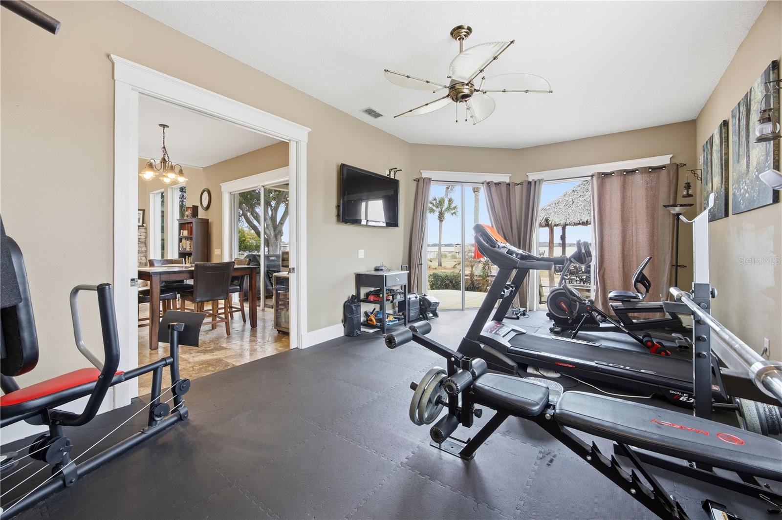 SOUTHWOOD SHORES - Residential