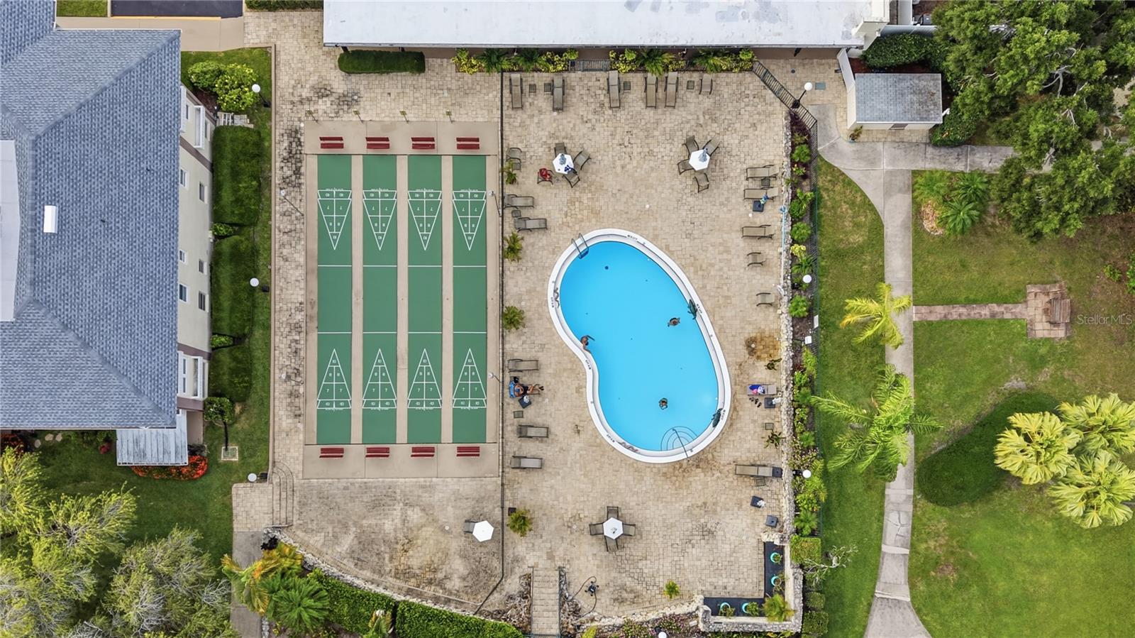 KALMIA CONDO - Residential