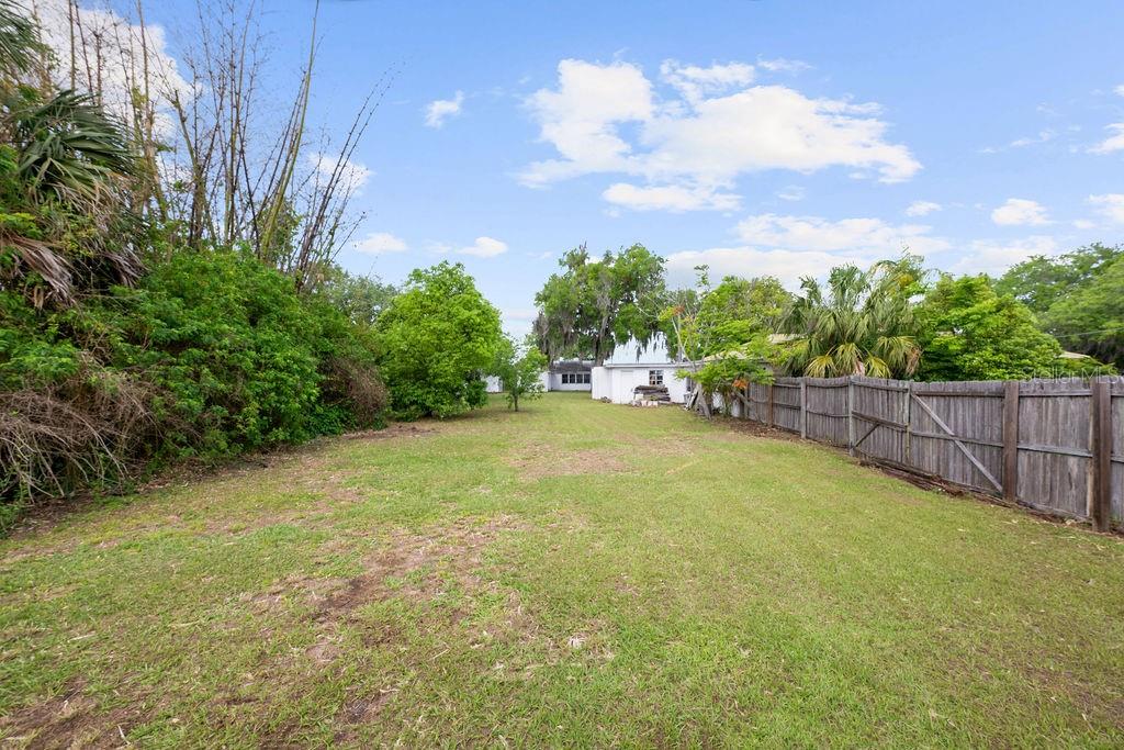 KILLARNEY ESTATES - Land