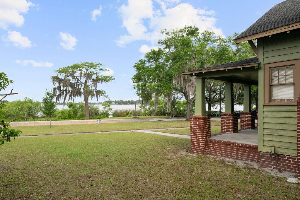 KILLARNEY ESTATES - Land