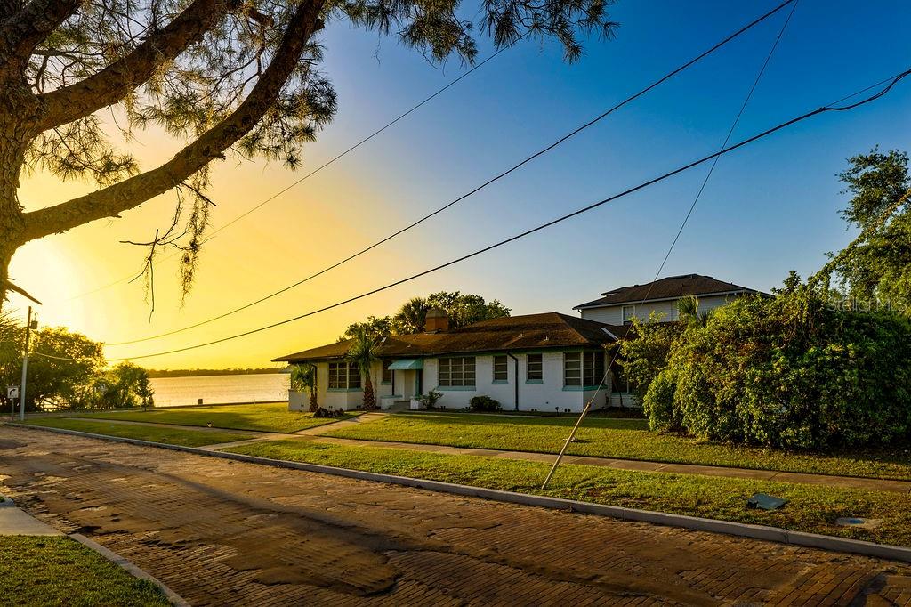 KILLARNEY ESTATES - Land