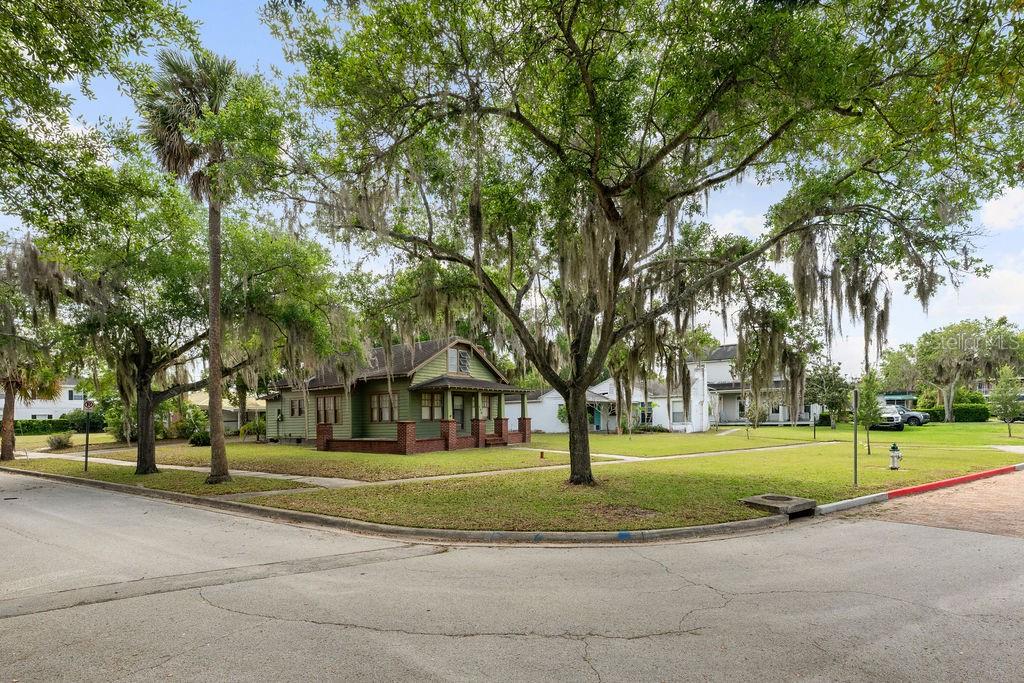 KILLARNEY ESTATES - Land