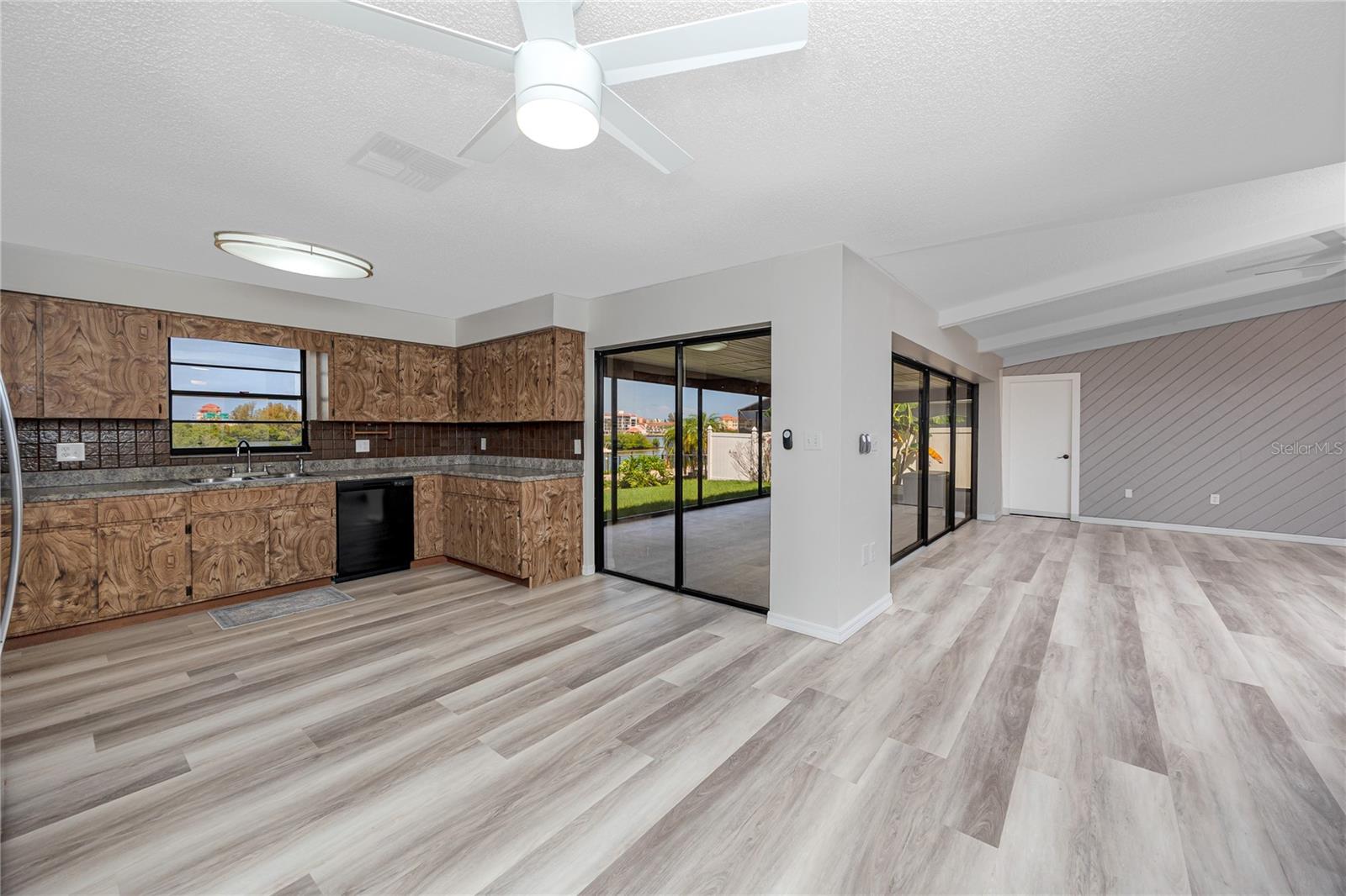 BAYHAVEN 3RD ADD - Residential