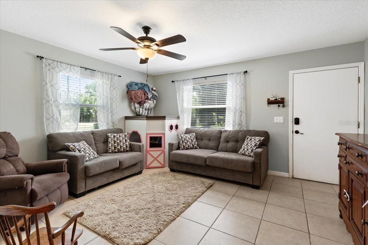 DIXIE HEIGHTS - Residential