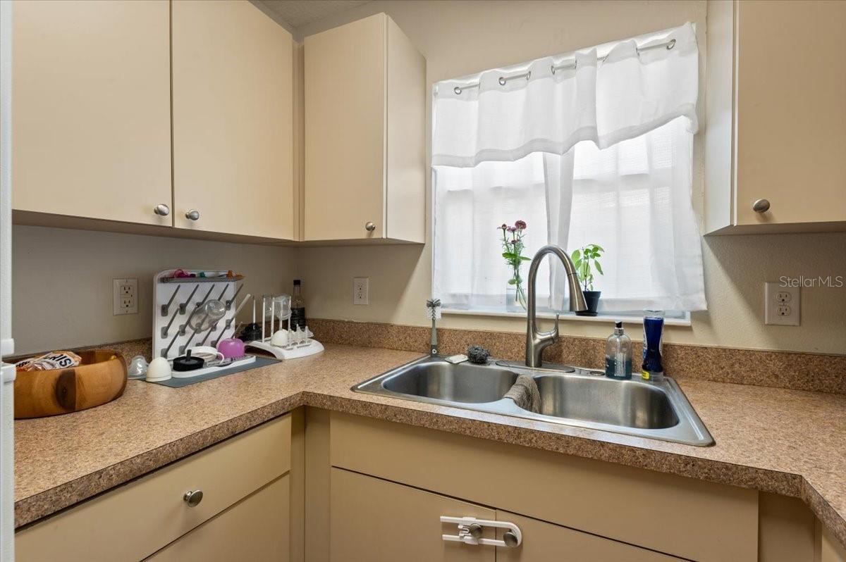 DIXIE HEIGHTS - Residential