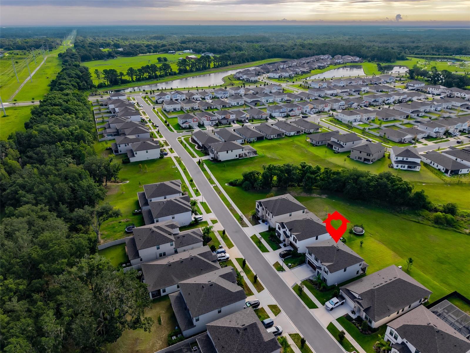 HINTON HAWKSTONE PH 1A2 - Residential Lease