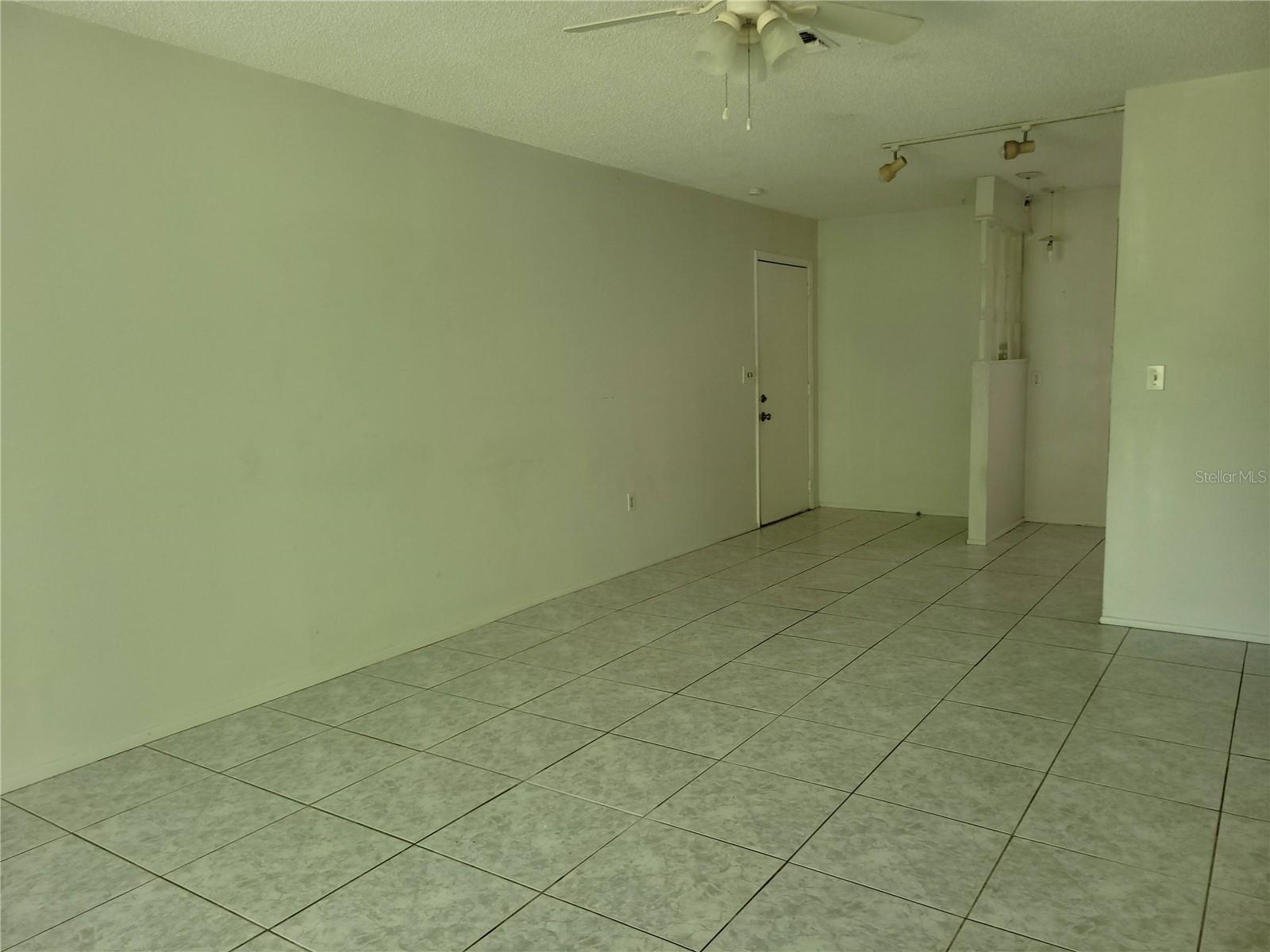 VILLA DEL RIO - Residential Lease