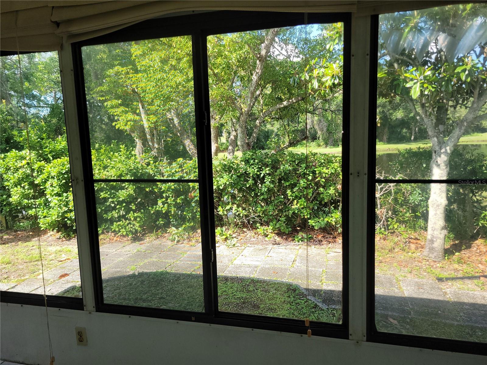 VILLA DEL RIO - Residential Lease