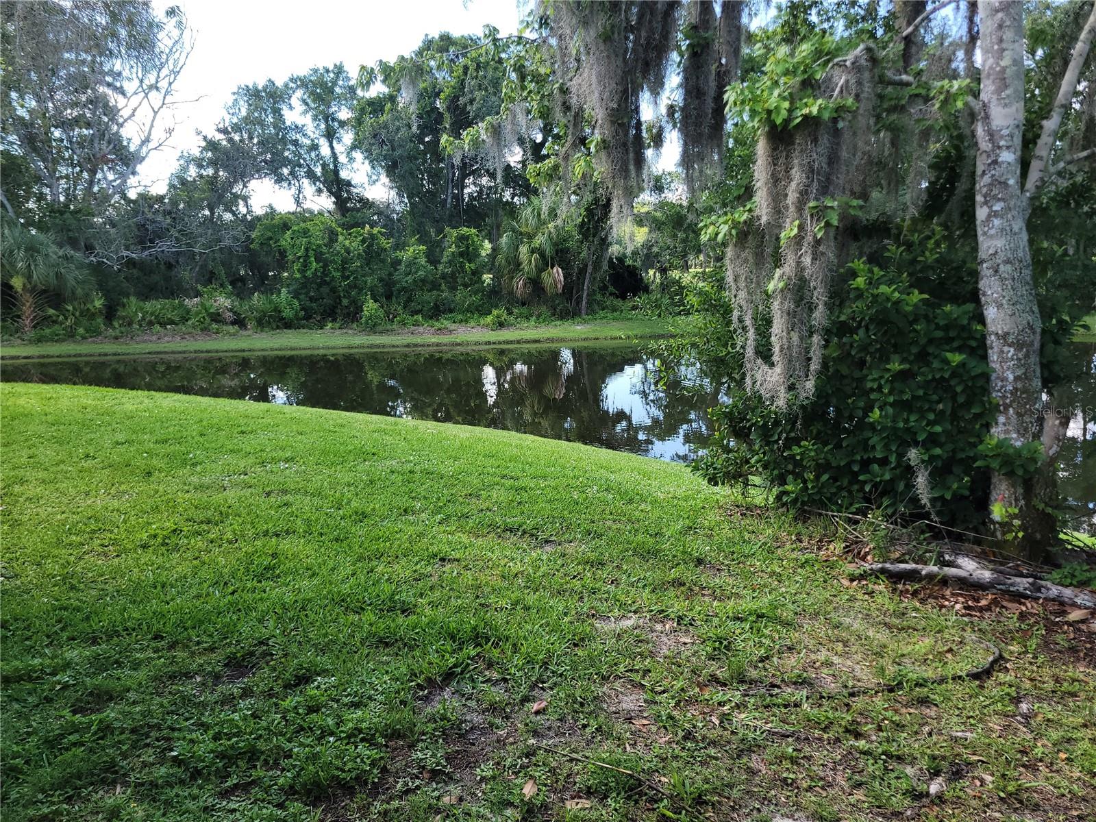 VILLA DEL RIO - Residential Lease