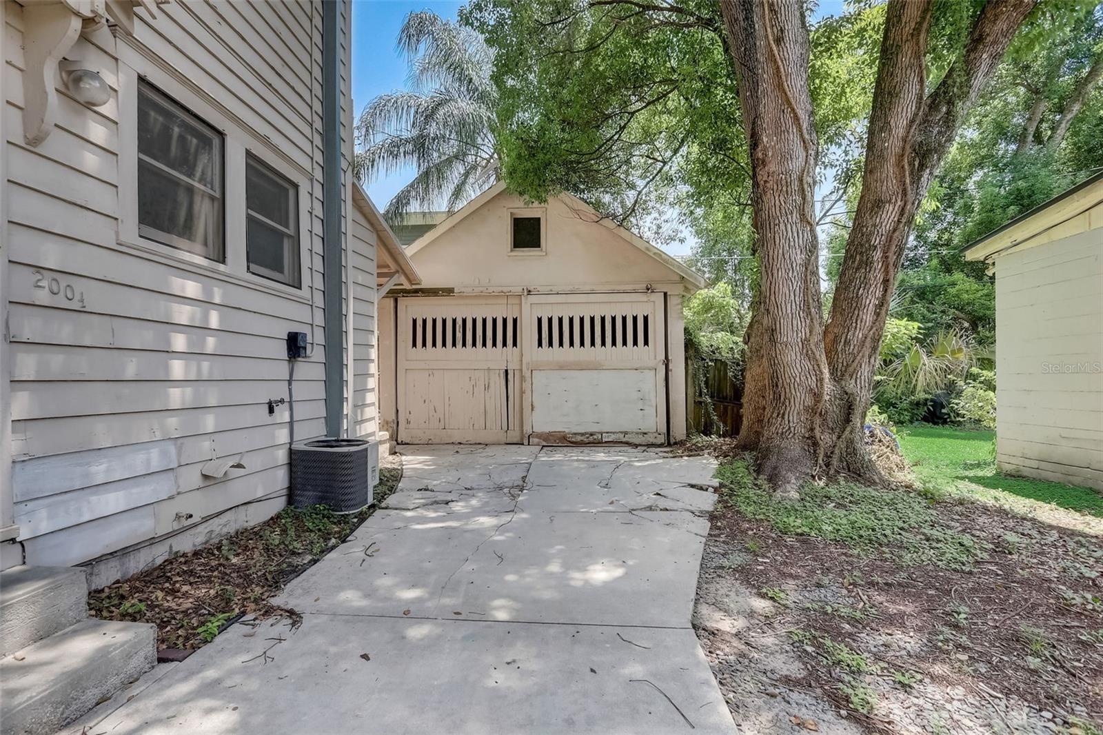 HIBISCUS COURT - Residential Income