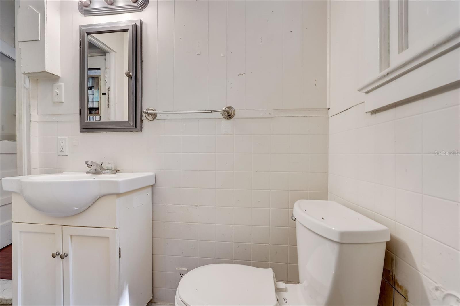 HIBISCUS COURT - Residential Income