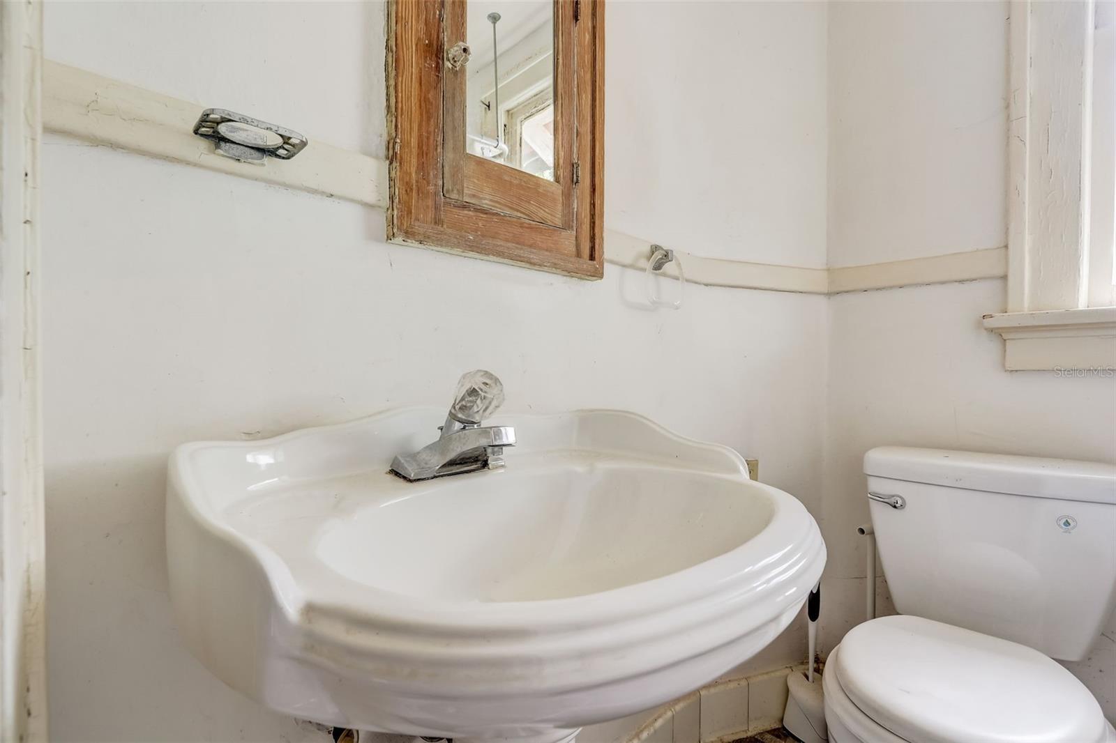 HIBISCUS COURT - Residential Income