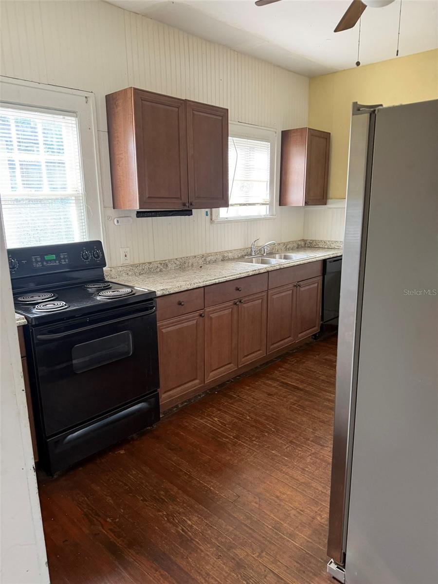 NEW PORT RICHEY CITY - Residential