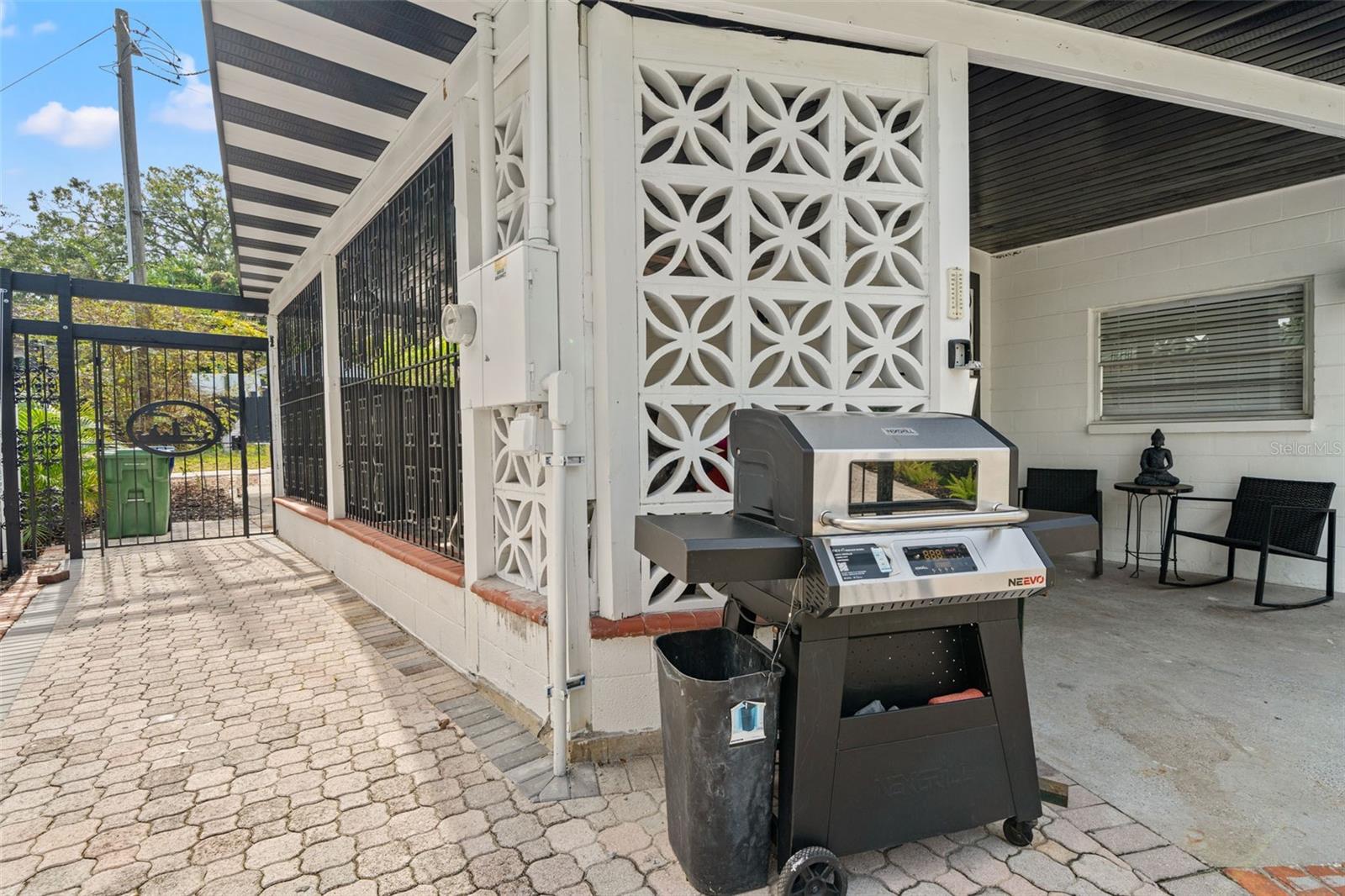 HOLLYWOOD PARK - Residential