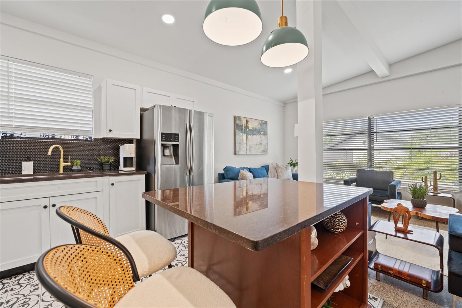 HOLLYWOOD PARK - Residential