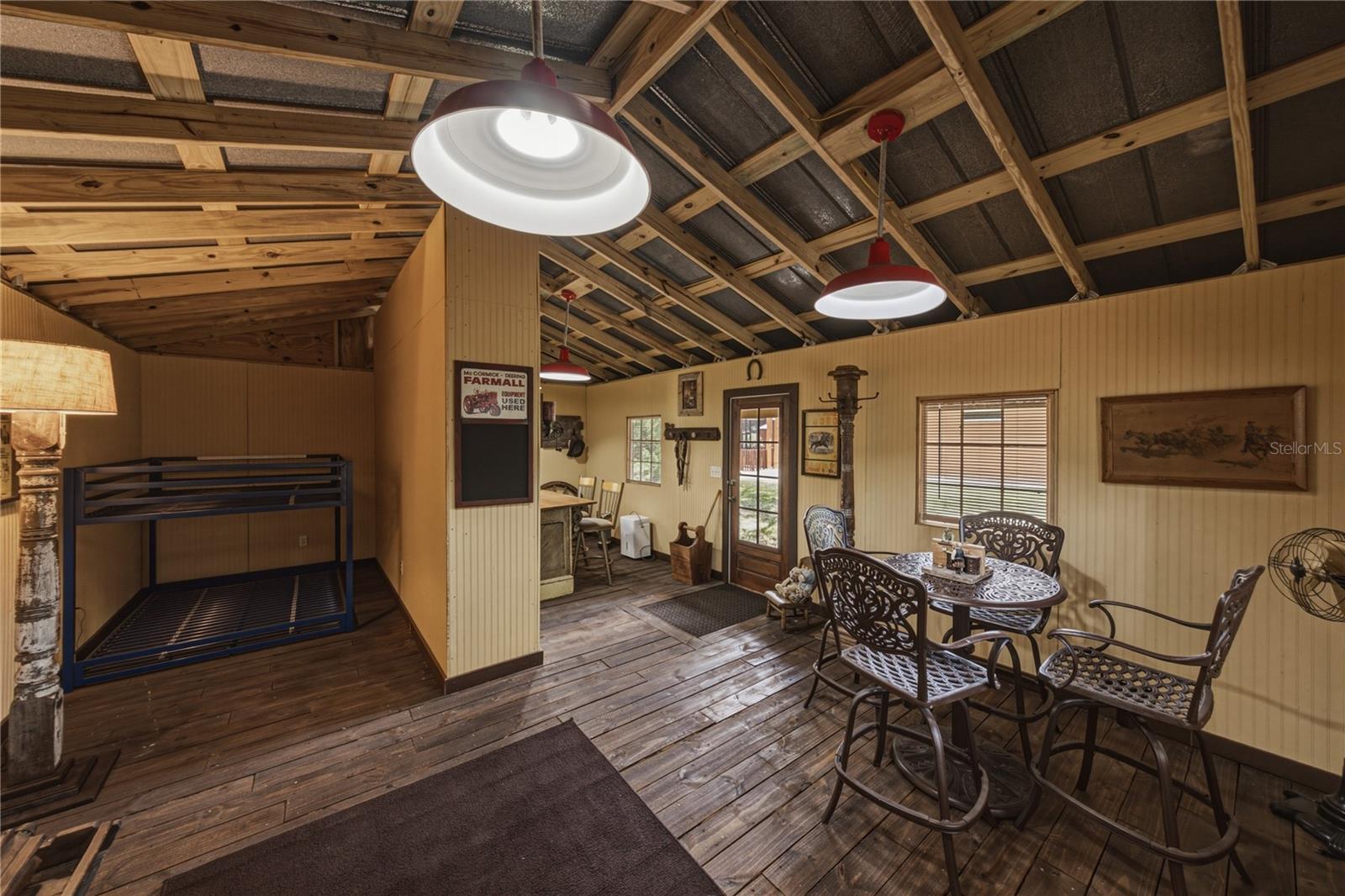 ACREAGE - Residential