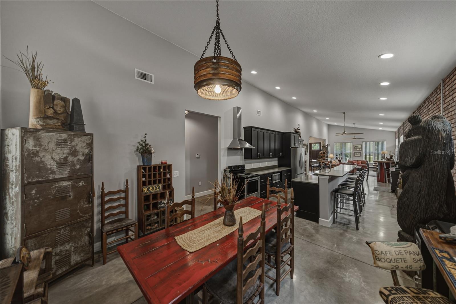 ACREAGE - Residential