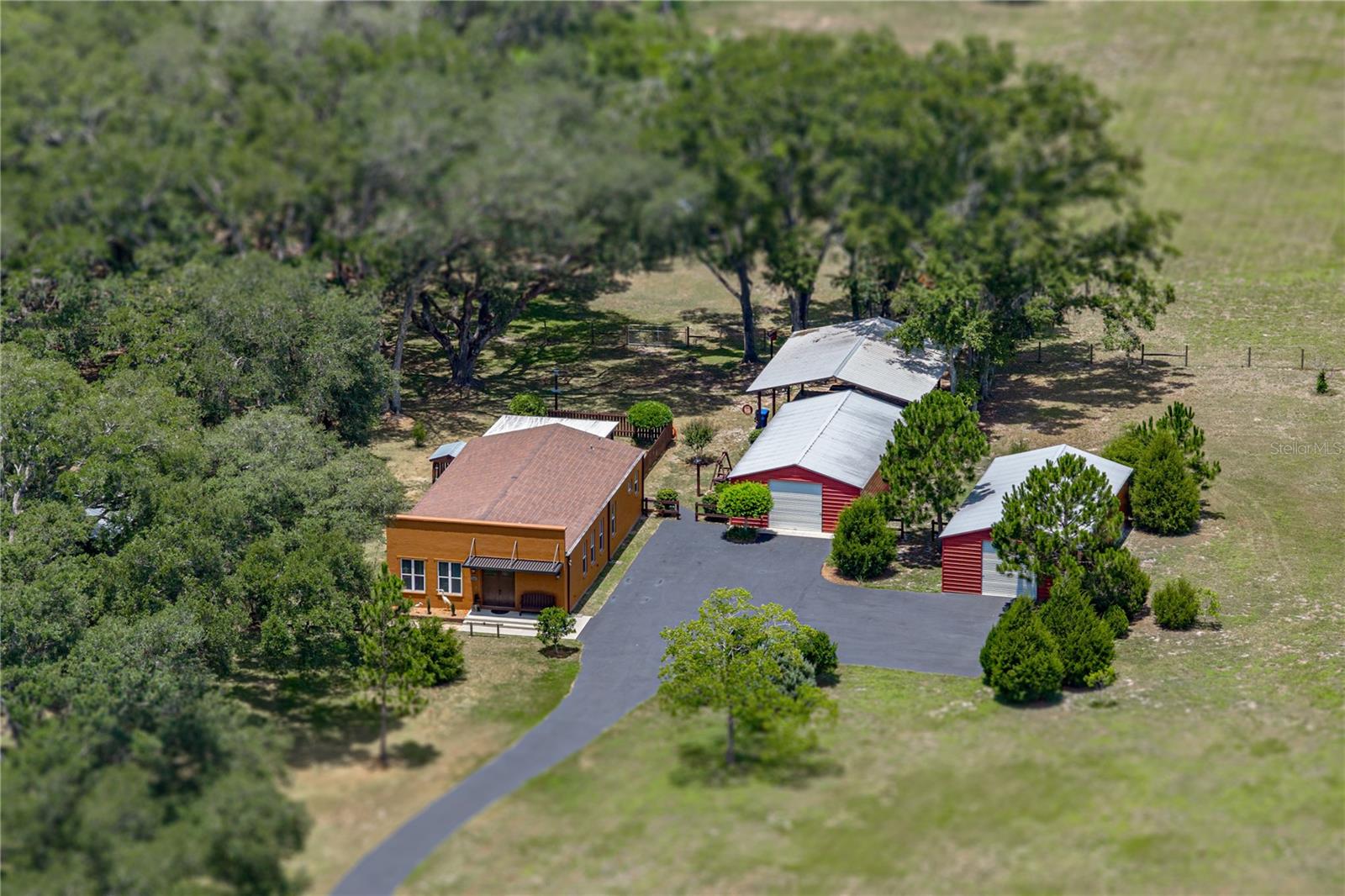 ACREAGE - Residential